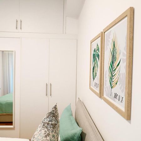 Newly Renovated Apartment 7 Min Walk From Acropolis アテネ エクステリア 写真