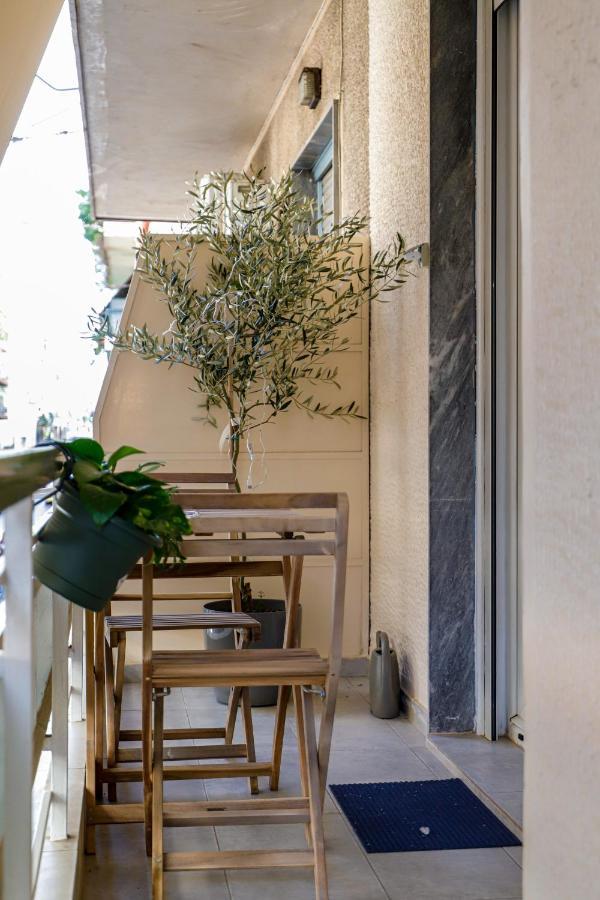 Newly Renovated Apartment 7 Min Walk From Acropolis アテネ エクステリア 写真
