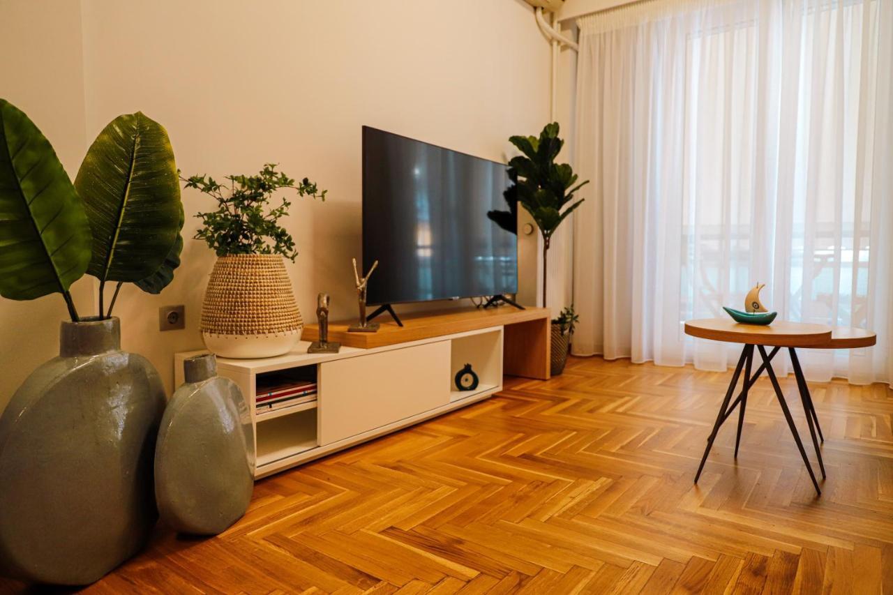 Newly Renovated Apartment 7 Min Walk From Acropolis アテネ エクステリア 写真